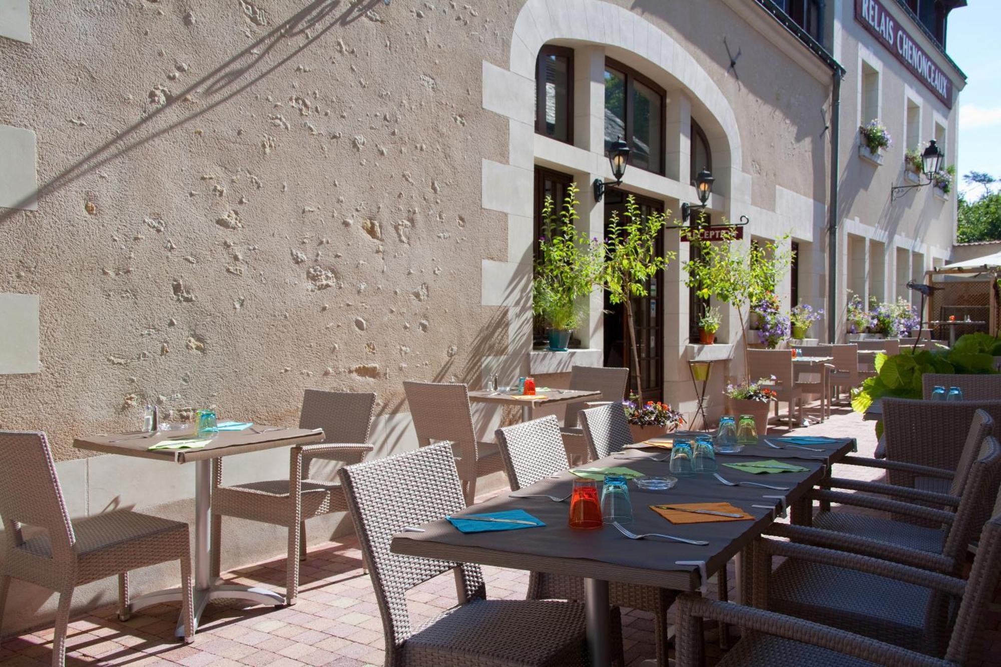 Logis Hotels Restaurant Le Relais 쉬농스 외부 사진