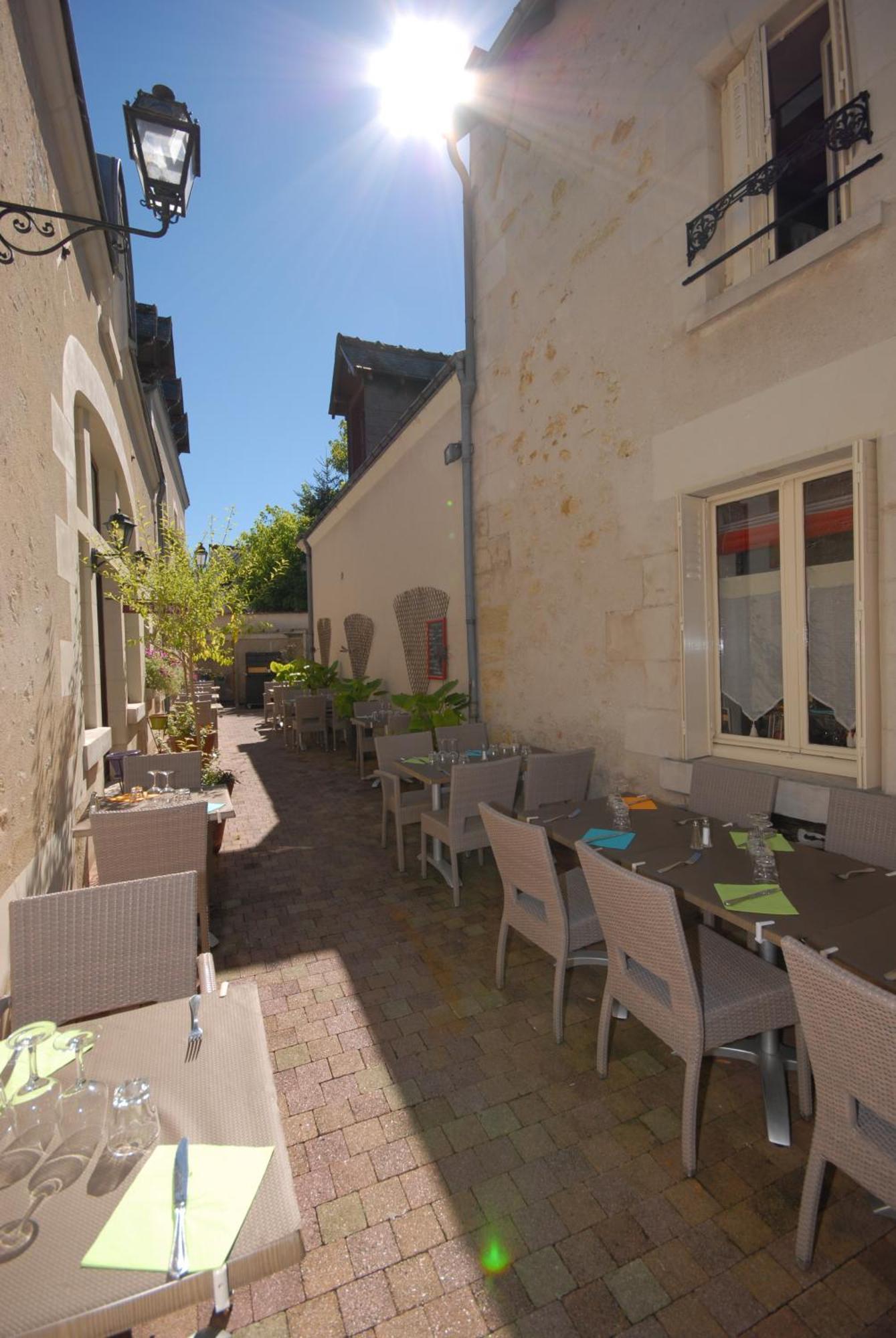 Logis Hotels Restaurant Le Relais 쉬농스 외부 사진